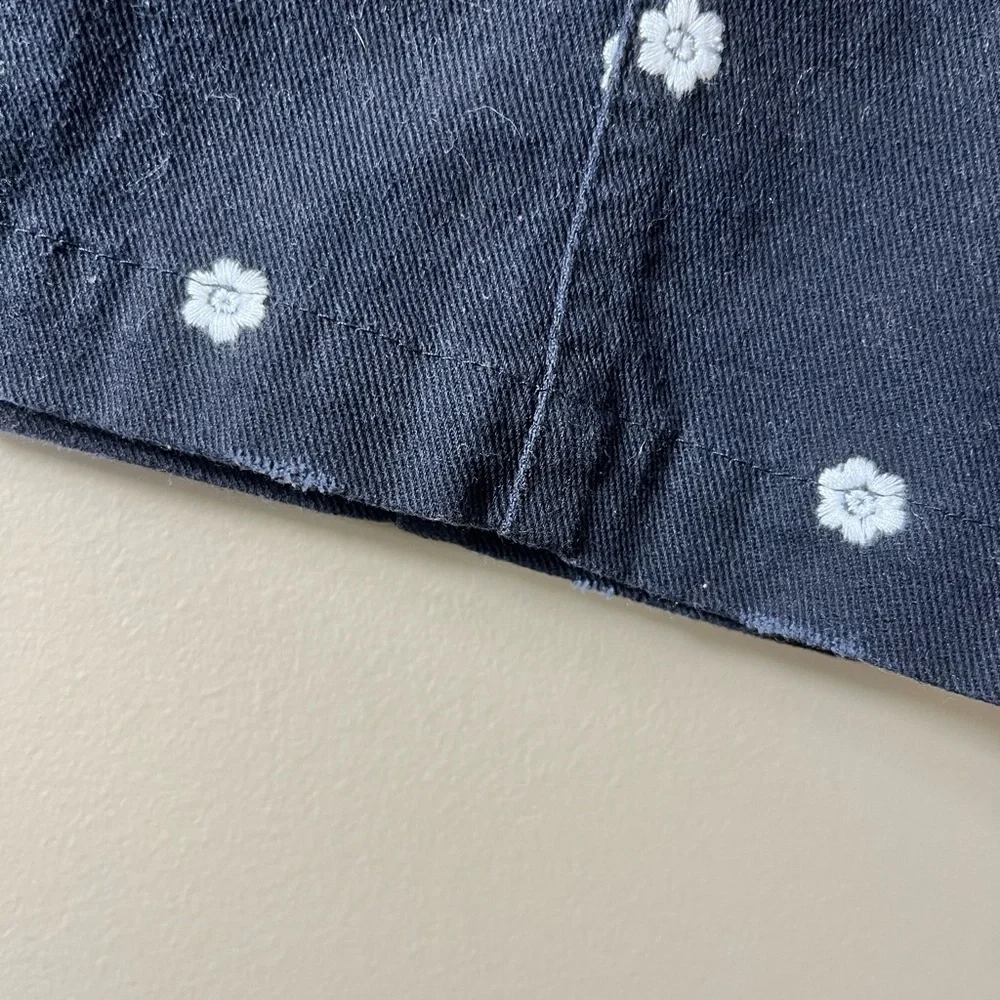 Miami Black With Daisy Print Embellished Denim Mini Skirt Size XS‎ Preppy Y2K